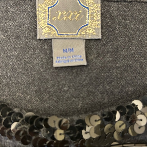 FOREVER 21 Sequin Embellished Bow Crop Sweater - Picture 6 of 7